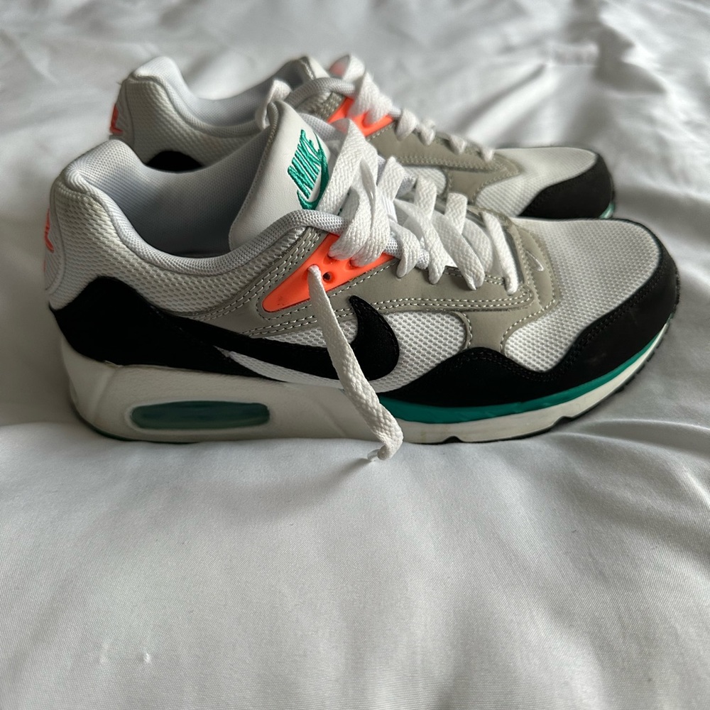 Nike Air Max Correlate
